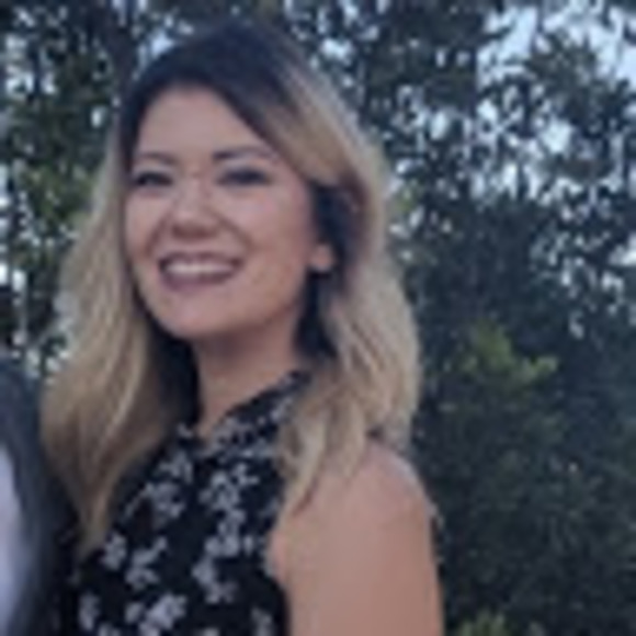 Meet your Posher, Amy - Picture 1 of 1